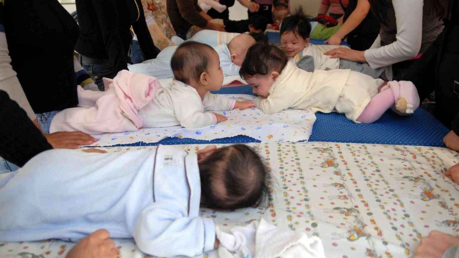 Un aiuto alle donne contro l'aborto, convenzioni per sostenere la maternità