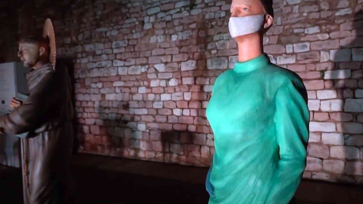 Nel presepe di Assisi anche la statua che riproduce un'infermiera