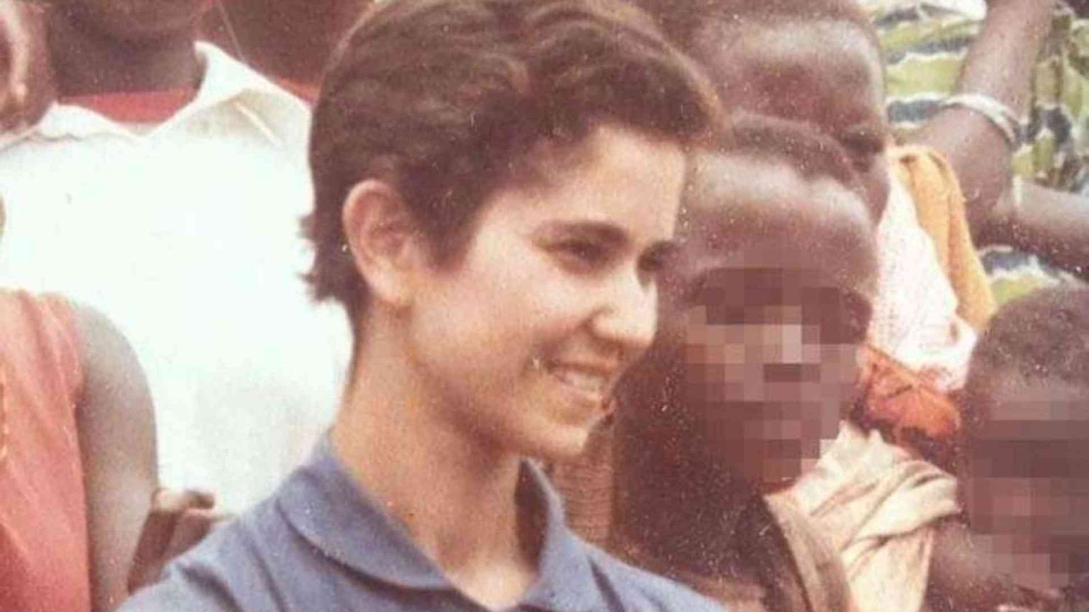 Investita da auto, muore suor Maria Assunta: portava cibo in bici a senzatetto