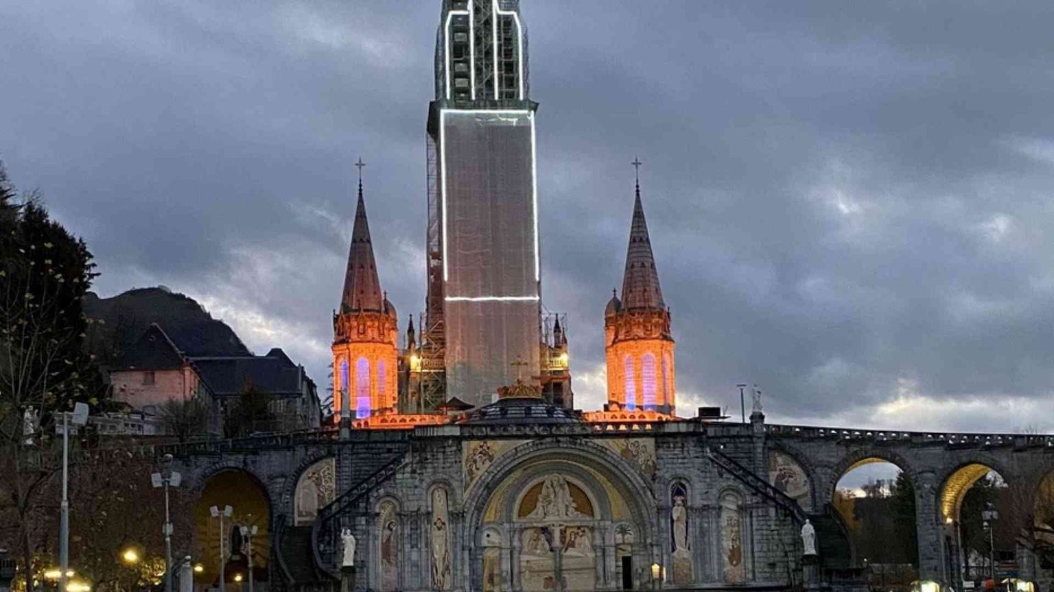 Santuario di Lourdes: l'Avvento vissuto sui social
