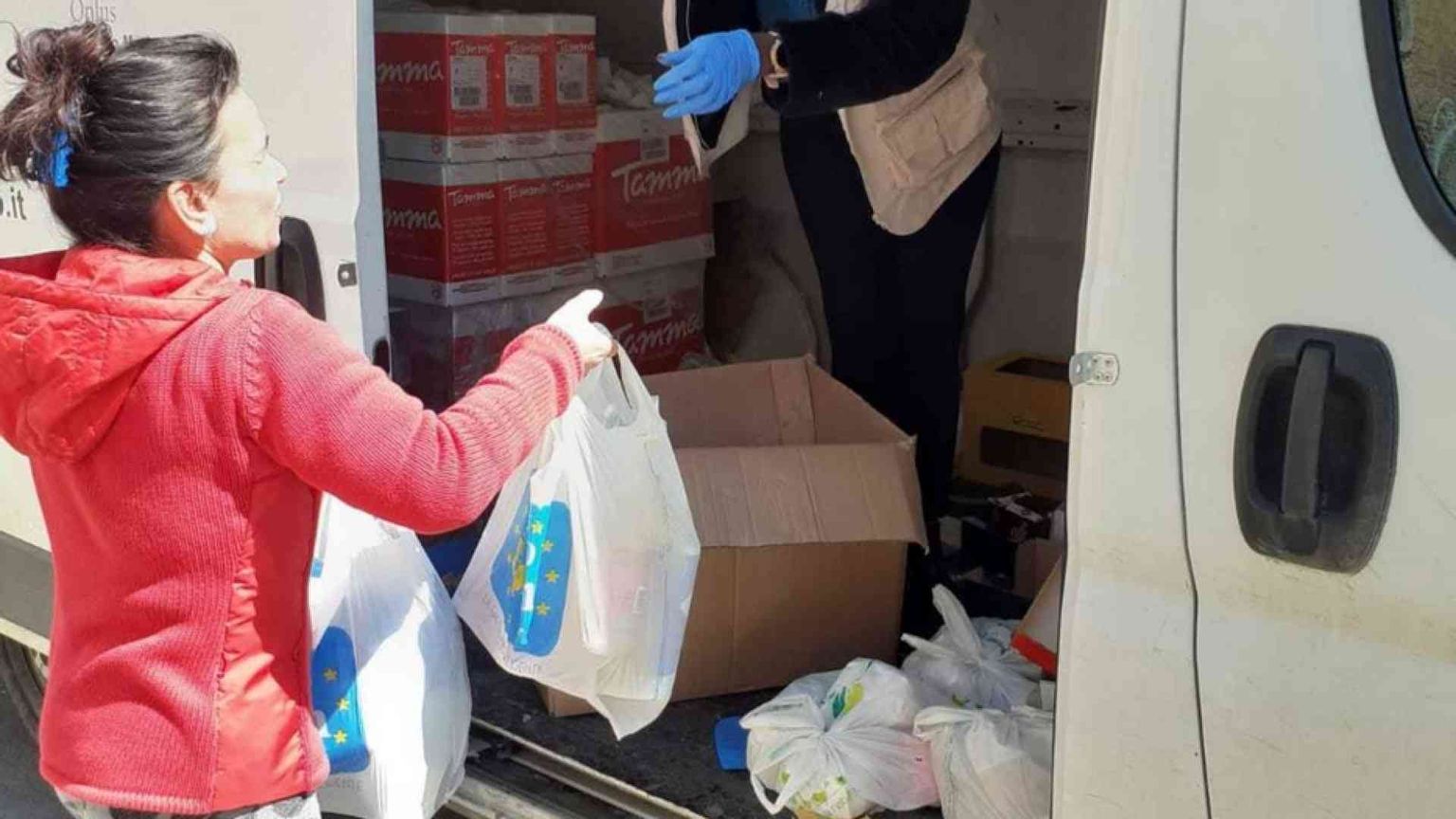 Caritas: Roma sempre più povera. "Risposta della città contraddittoria"