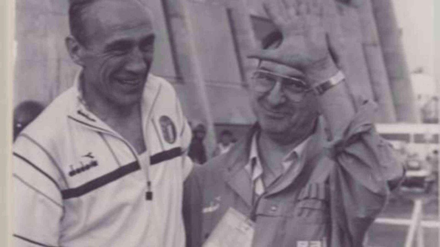 "Tutto il calcio" di Ezio Luzzi