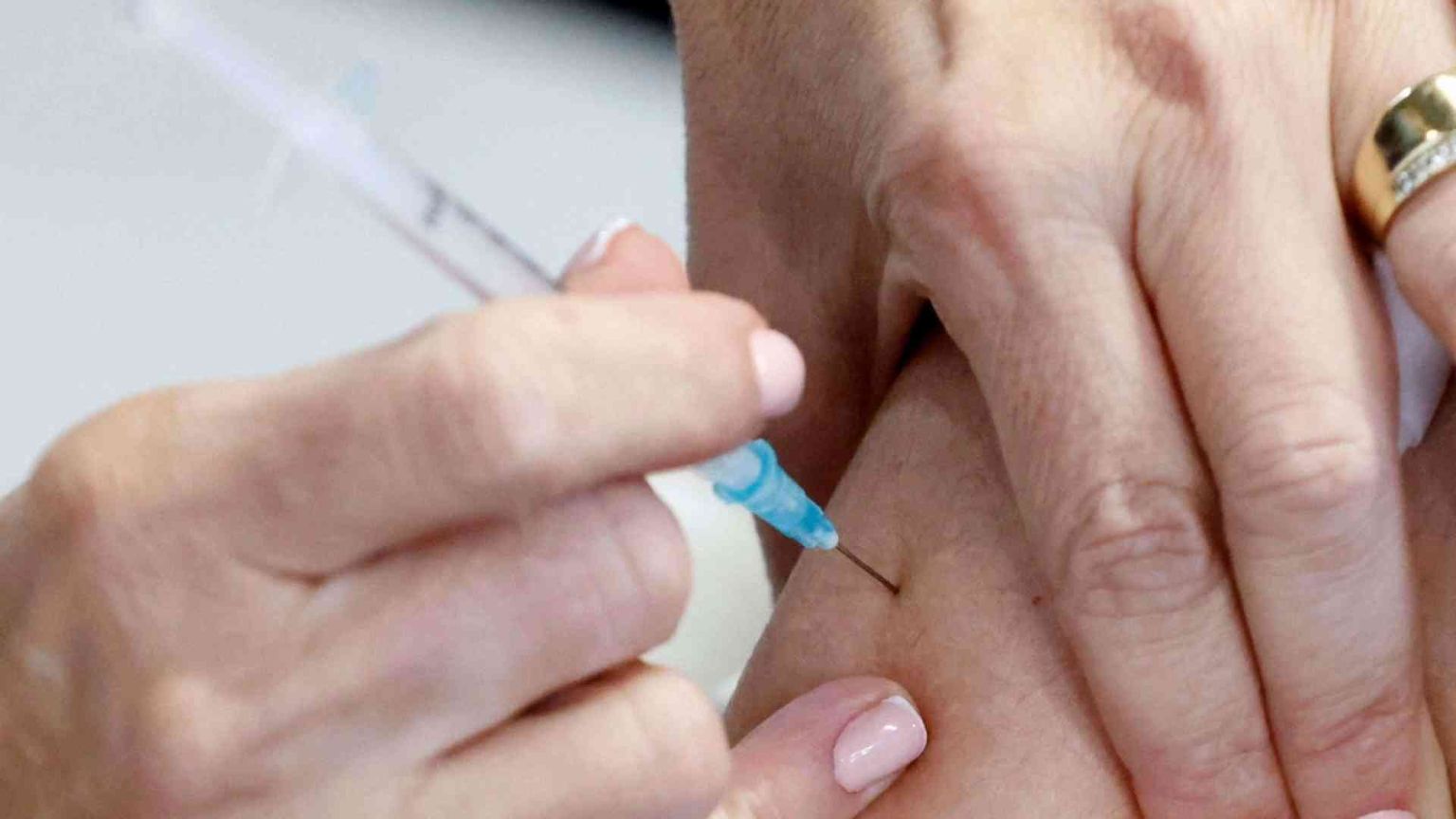 Dottrina della Fede: vaccini «moralmente accettabili»