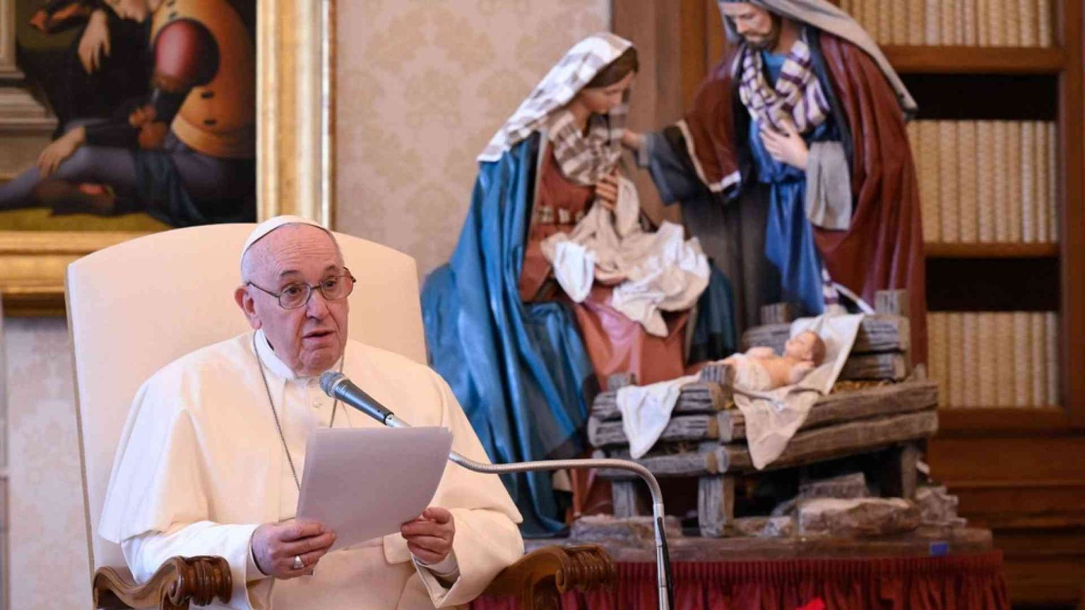 Il Papa: nel presepe c’è la tenerezza per essere vicini, anche se distanti