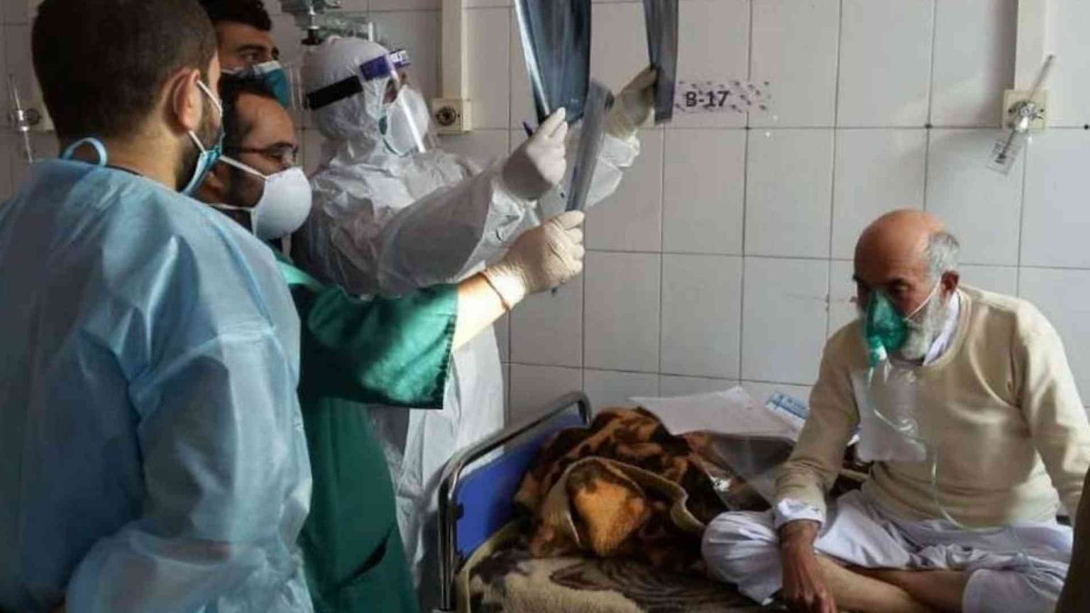 Afghanistan, tra attentati e taleban il Covid è il rischio che fa meno paura