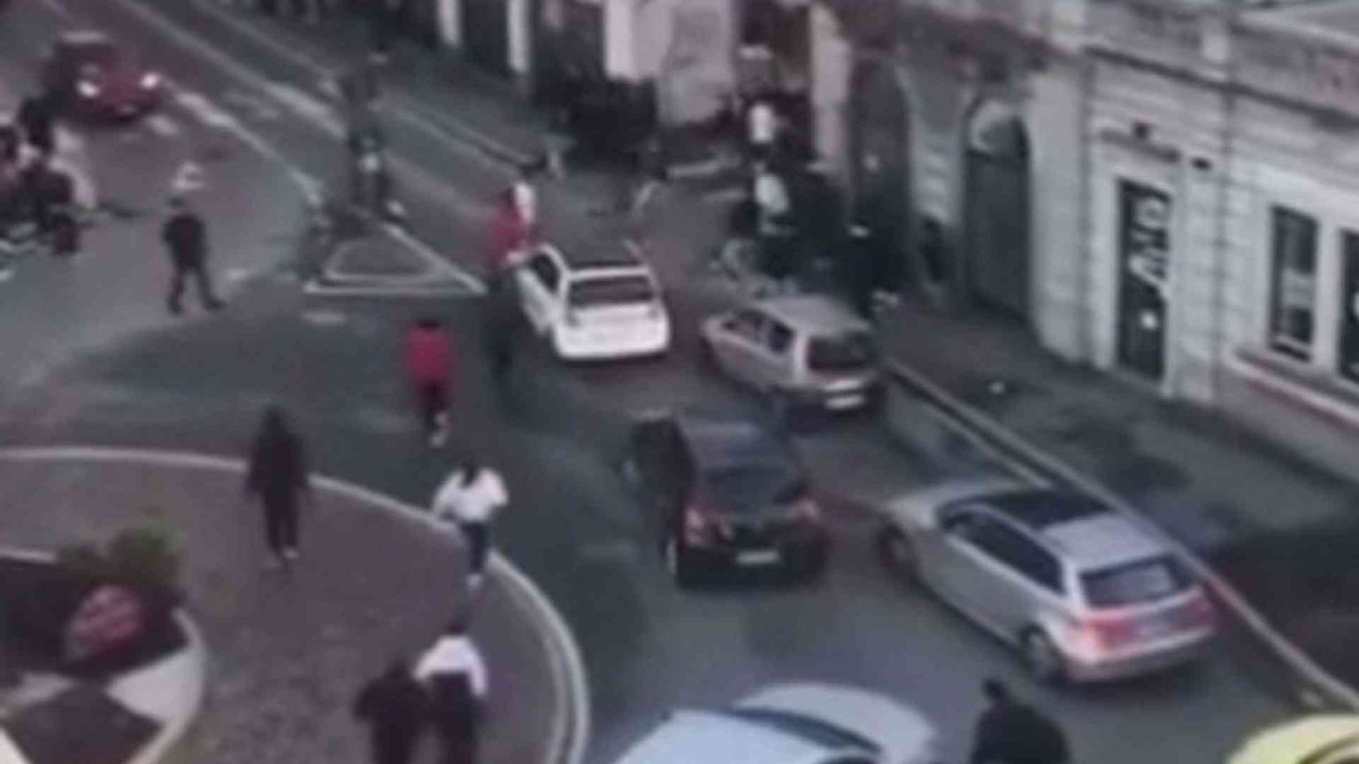 Ragazzi violenti e soli. Burgio: «Colpa dell'egoismo degli adulti»