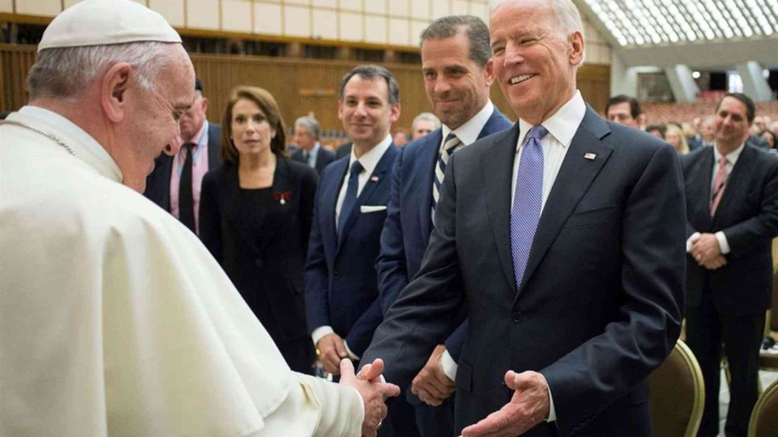 Il Papa a Biden: costruire una società giusta e libera