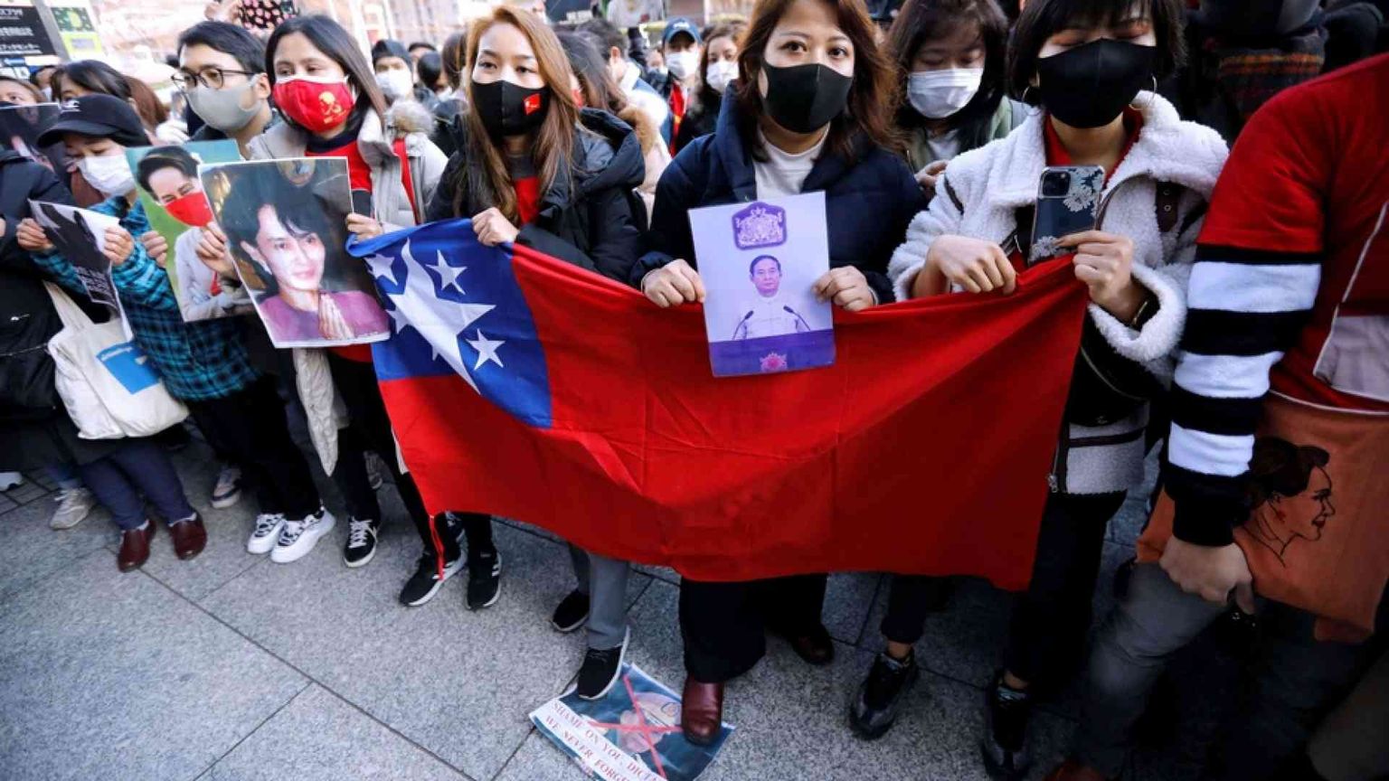 Colpo di Stato in Myanmar, San Suu Kyi arrestata. Appello dei vescovi alla pace