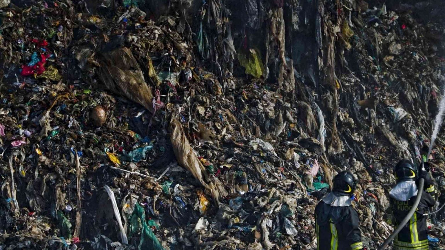 Traffico illecito dei rifiuti, adesso è allarme al Nord