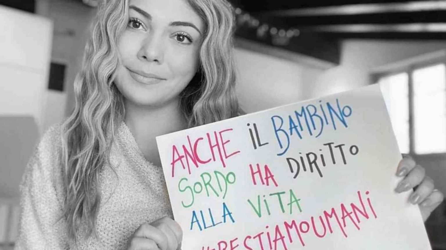 «Io 23enne sorda, testimonial censurata perché contro l’aborto»