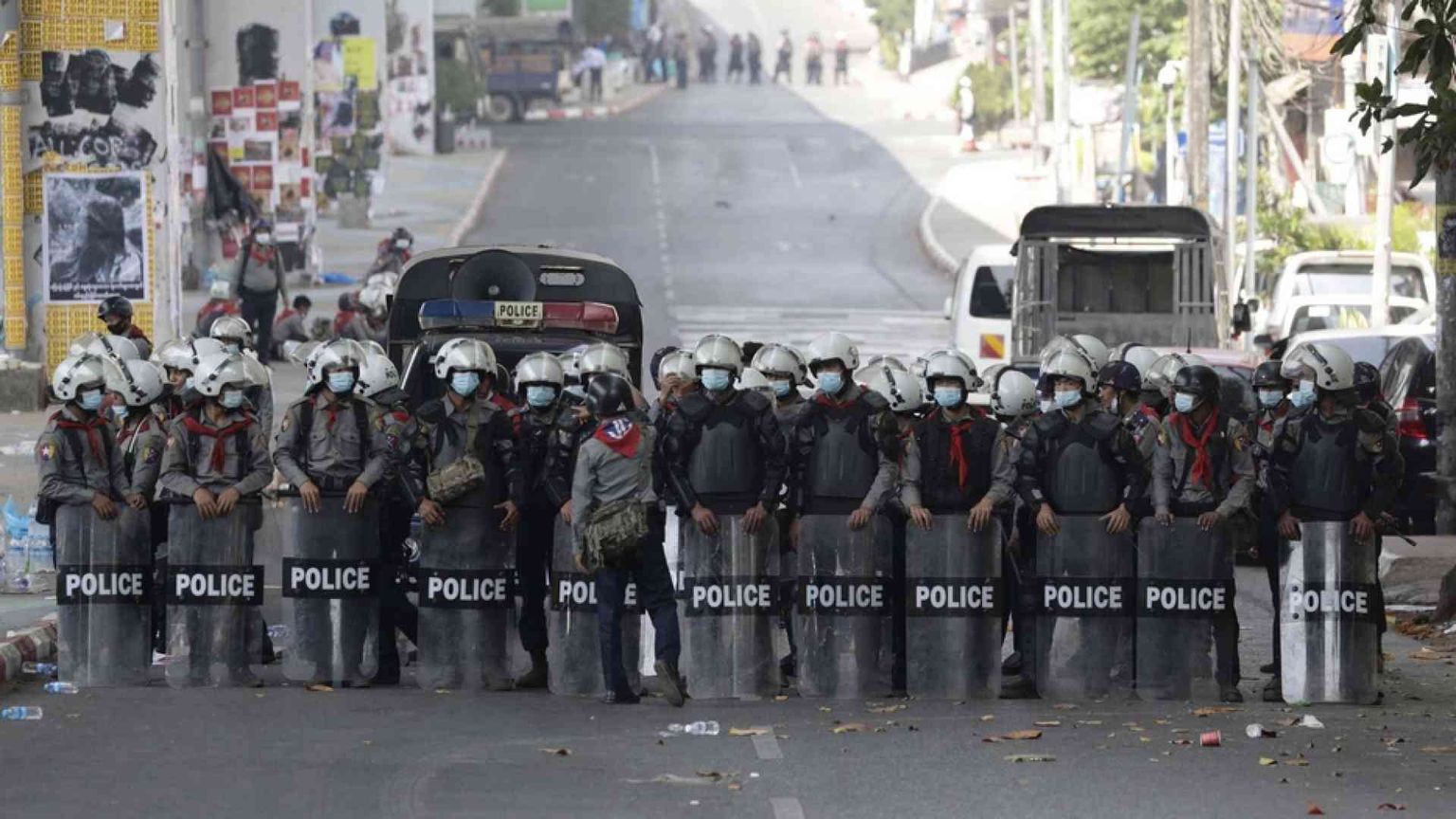 Myanmar, i militari annullano la vittoria di Suu Kyi