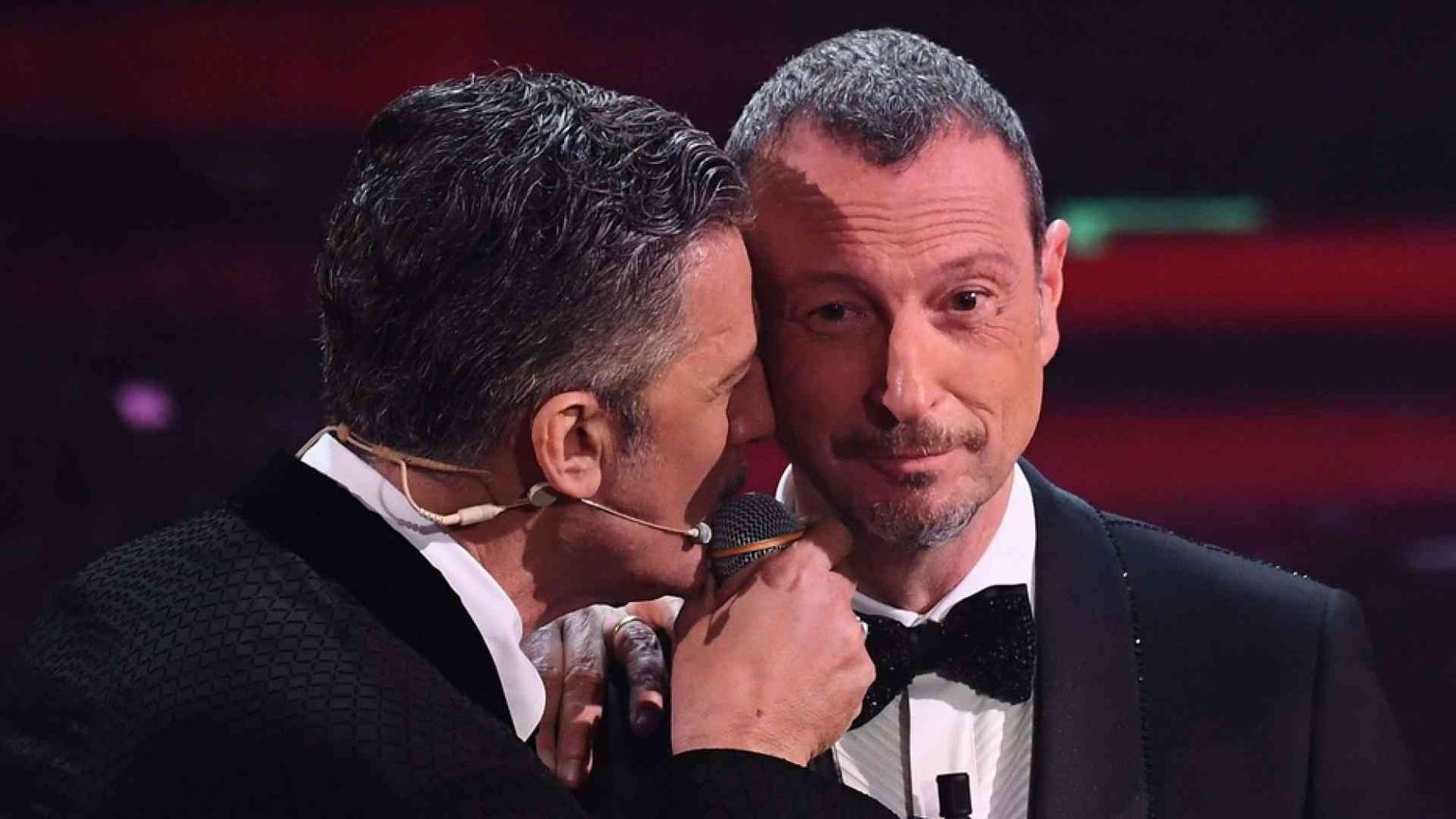 Nella prima serata ascolti giù. Ma (sorpresa!) Sanremo è per i giovani