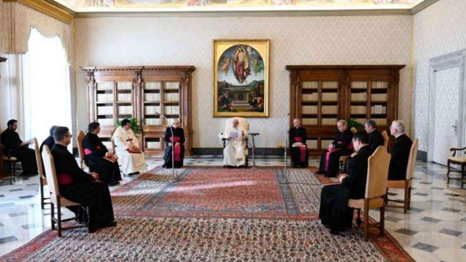 Il Papa: il dialogo con Dio è una grazia, noi "zoppichiamo" con ogni parola
