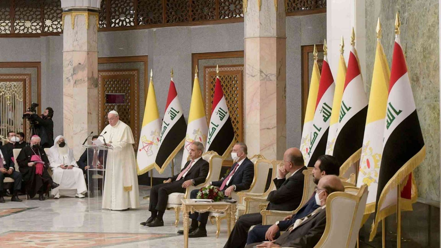 Francesco: «Tacciano le armi! Si dia voce agli artigiani della pace!»