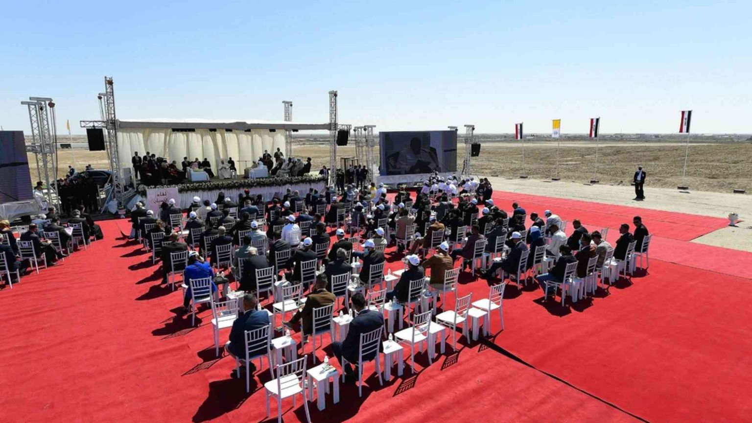 Il Papa alla Piana di Ur: non ci sarà pace finché gli altri non saranno un "noi"