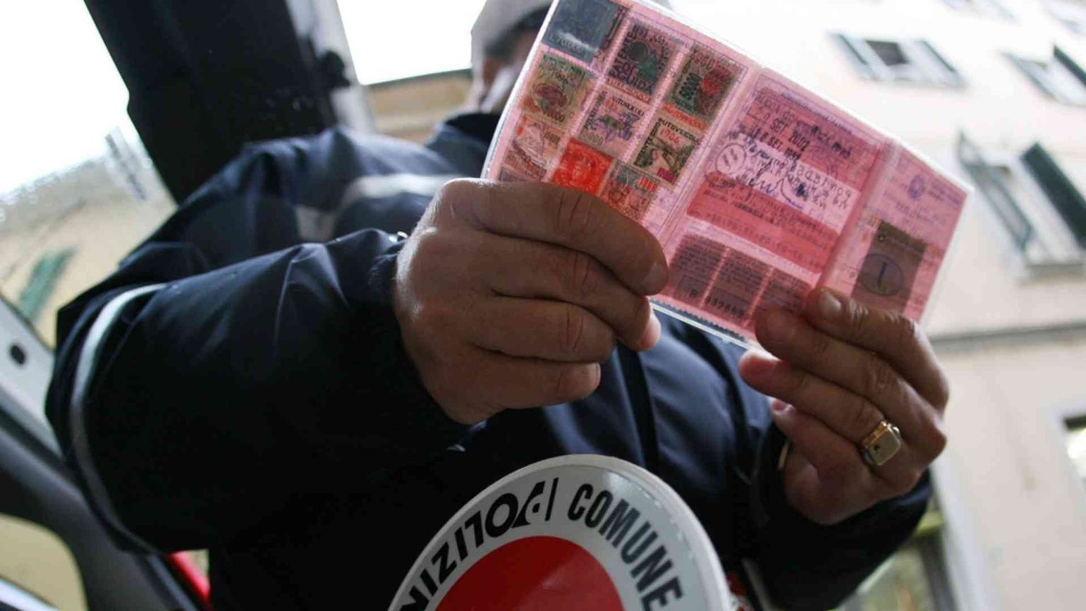 Rinnovo patente e revisione auto, c'è una nuova proroga