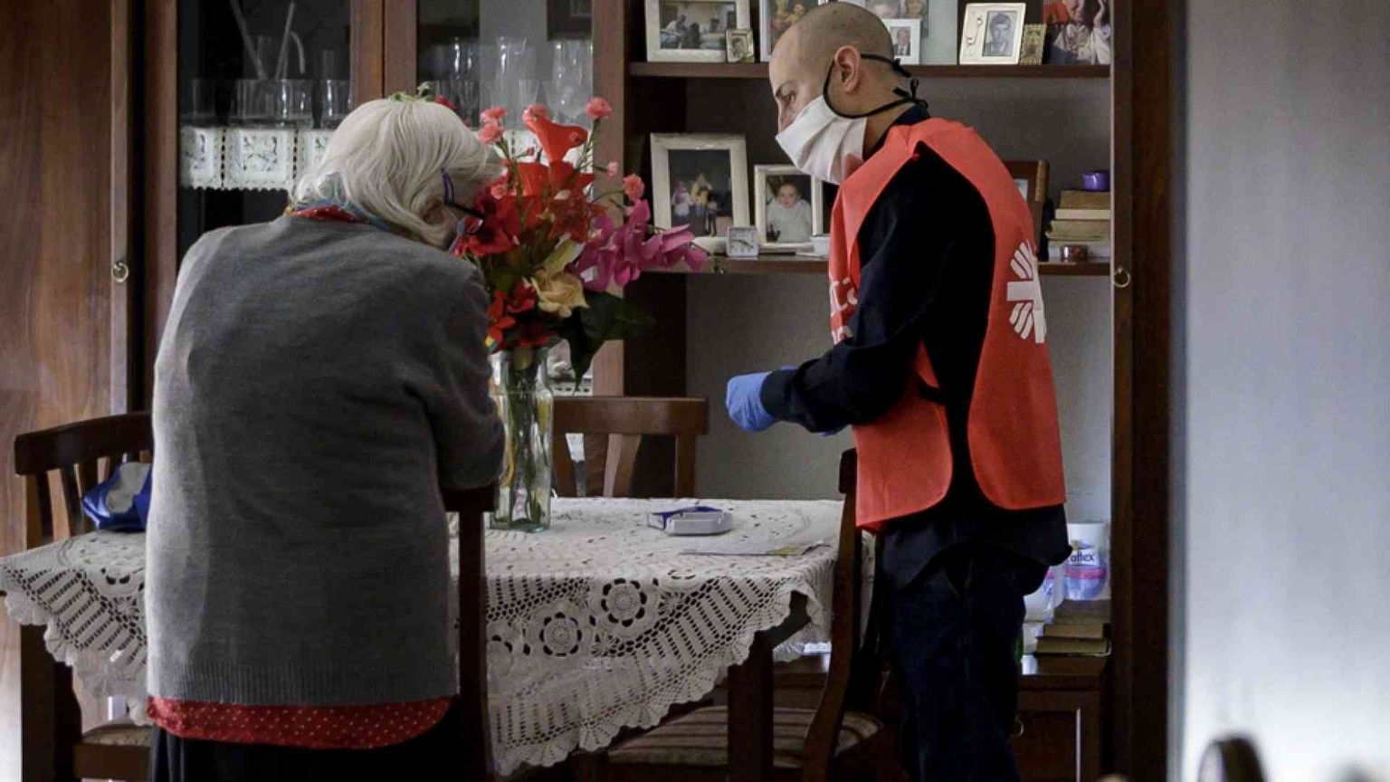 Diocesi, Caritas e IntesaSan Paolo per aiutare chi aiuta