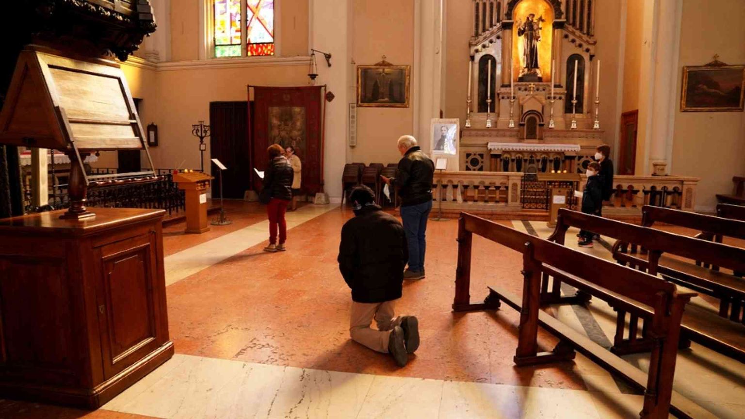 La Santa Sede: non si possono benedire le unioni tra persone omosessuali