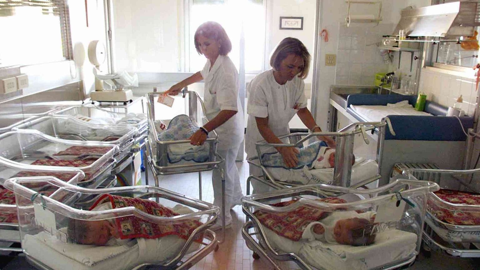 Piemonte, sì alle associazioni pro-vita in ospedale