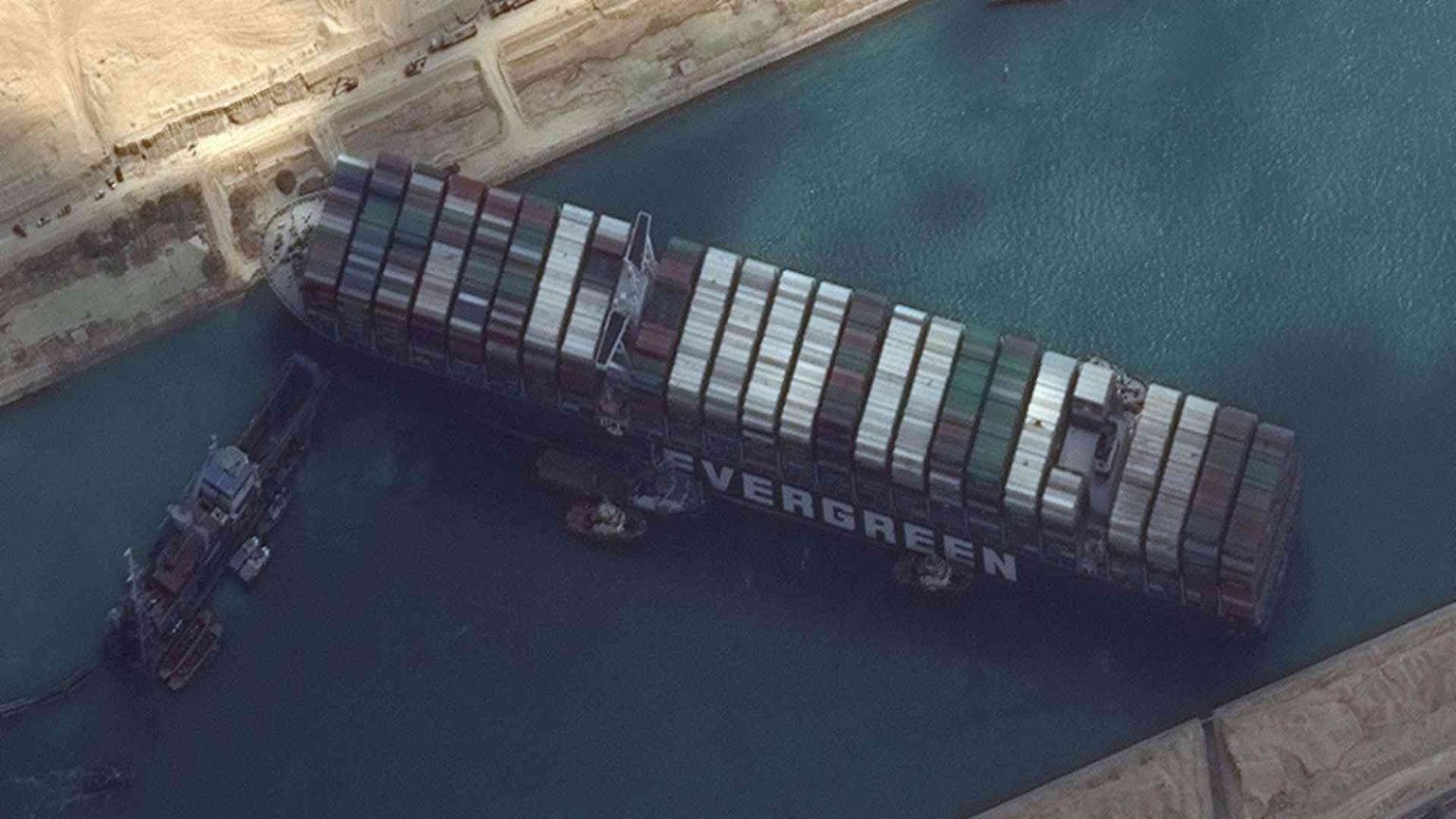 Bloccate merci di mezzo mondo, in crisi la geopolitica degli Stretti