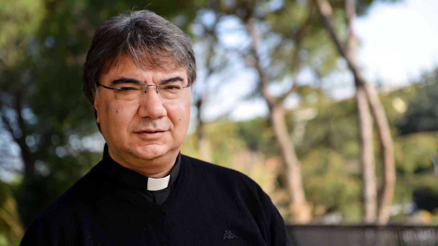 Via dalla chiesa i quadri donati dalla camorra. Il senso di una scelta