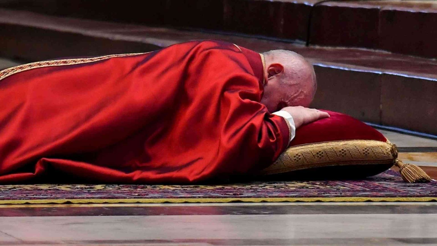 Cantalamessa: l'opzione politica è il vero fattore di divisione tra cattolici