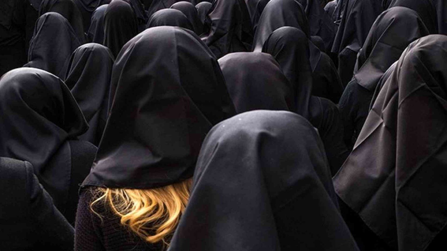 Bulaj, la preghiera dei corpi e una ciocca di speranza