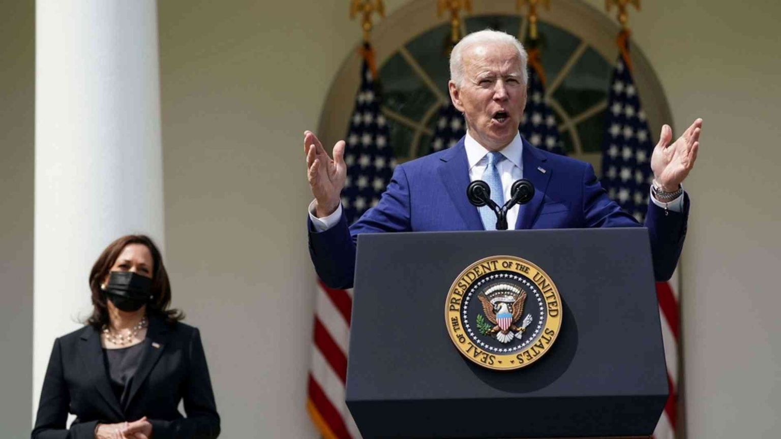 La stretta di Biden sulla armi, «imbarazzo nazionale». L'obiettivo: più controlli