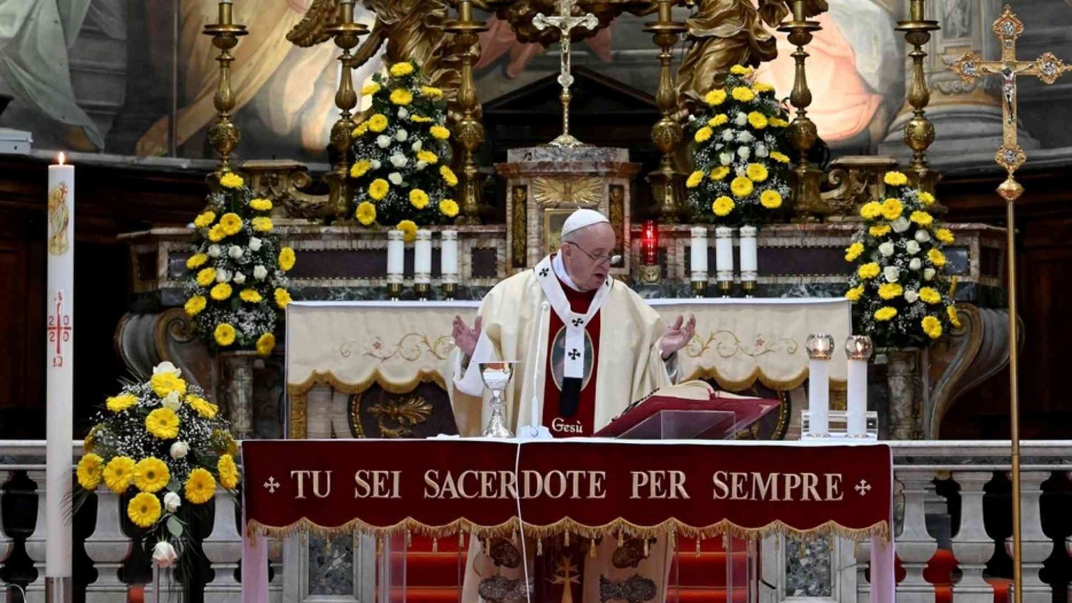 Le Messe in diretta tv e social di domenica 11 aprile