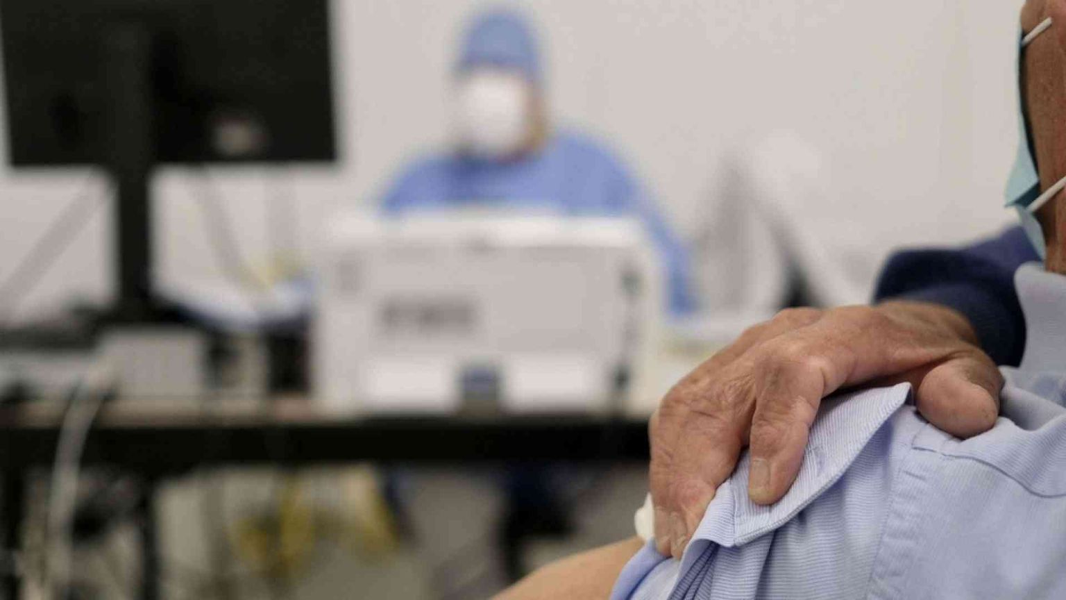 I fragili senza protezione ferita aperta per la comunità