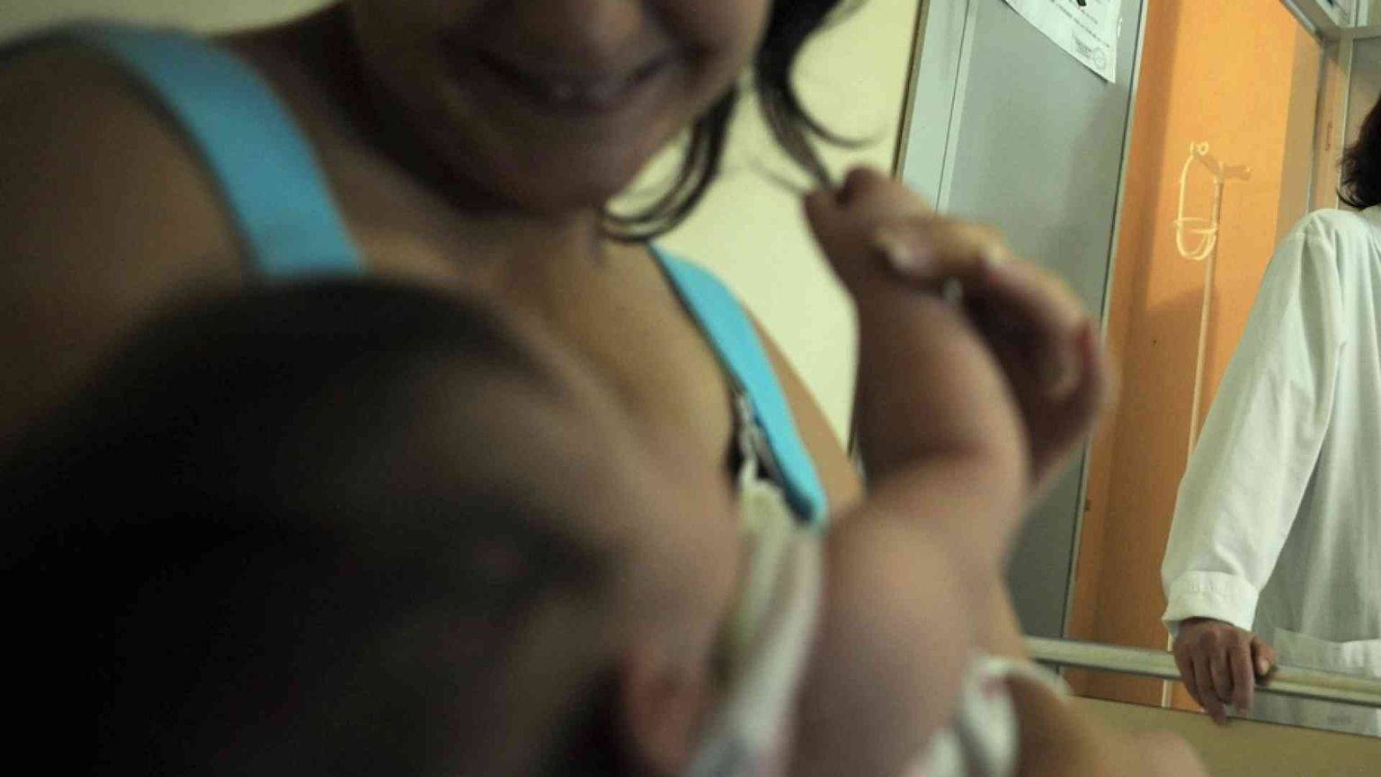 Settemila baby-mamme ogni anno: in un decennio aumento del 31%