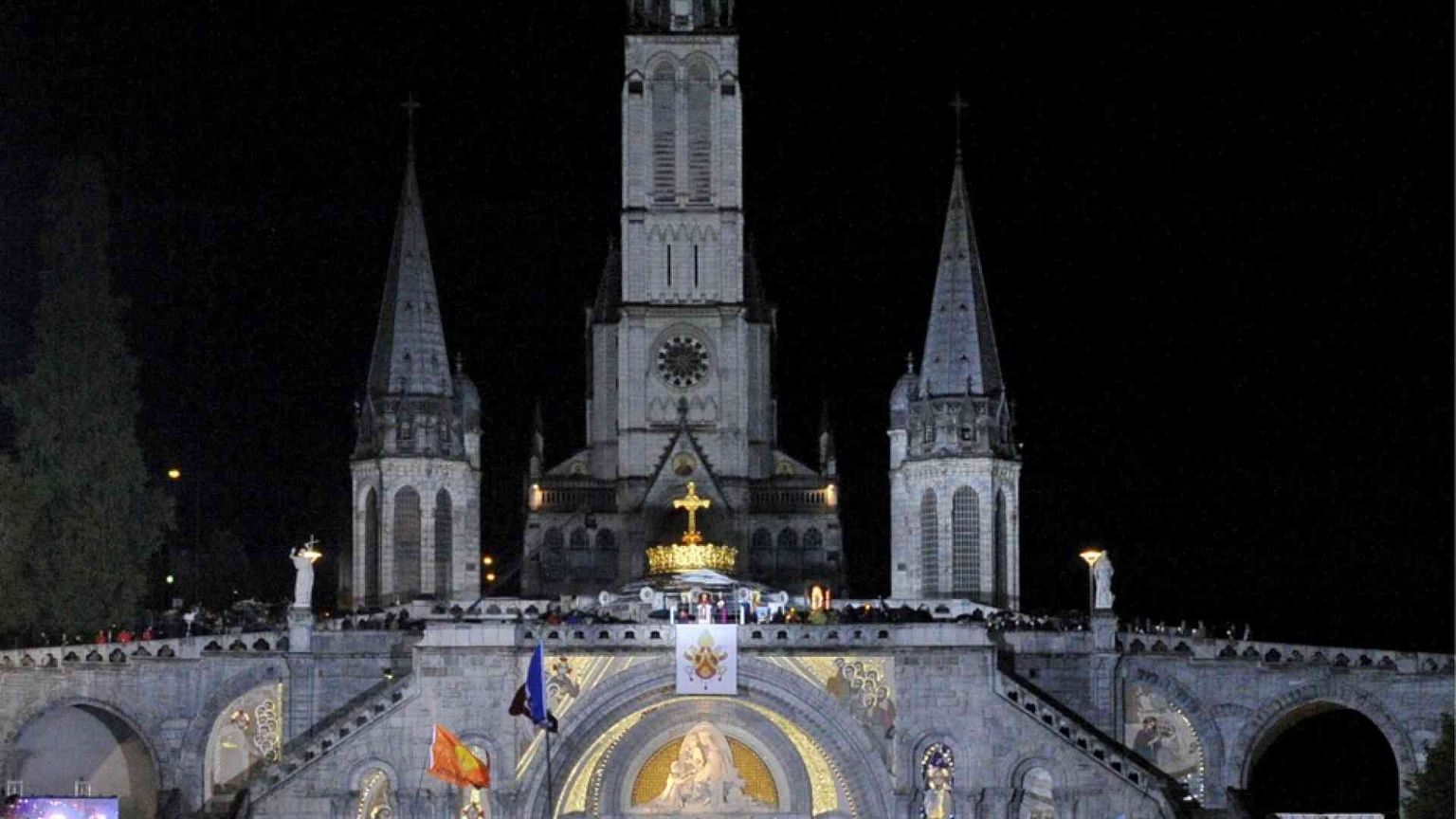 La preghiera a Maria per la fine della pandemia / IL TESTO / I 30 SANTUARI