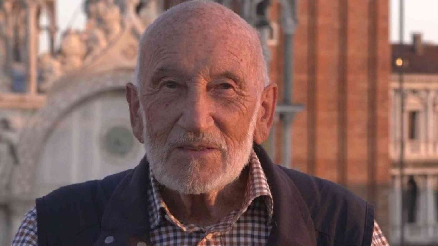 "Il ragazzo con la Leica", l'Italia di Berengo Gardin