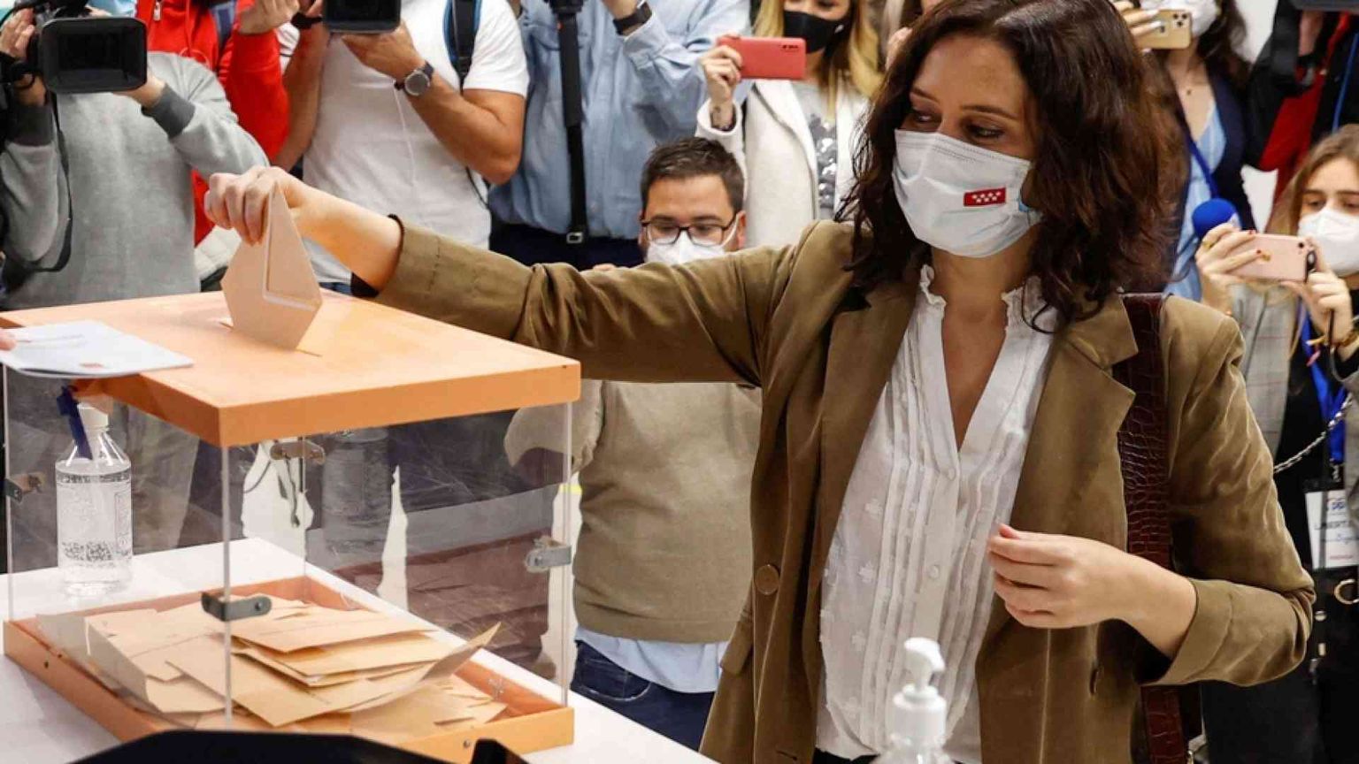 Ayuso (Partito popolare) vince a Madrid, ma ha bisogno dei neofranchisti di Vox