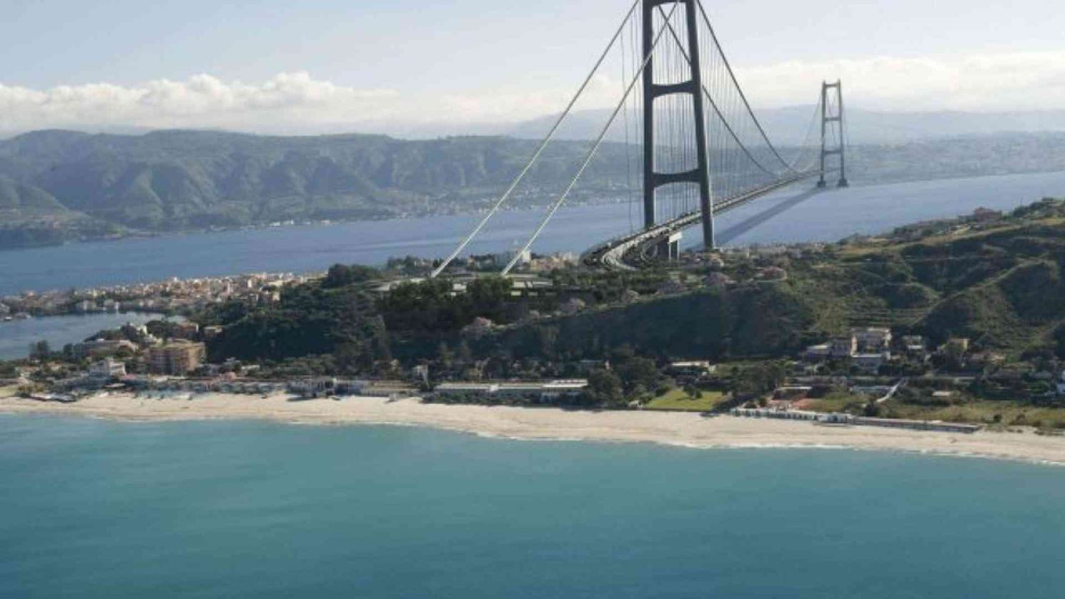 Le fragili e rischiose basi del ponte sullo stretto