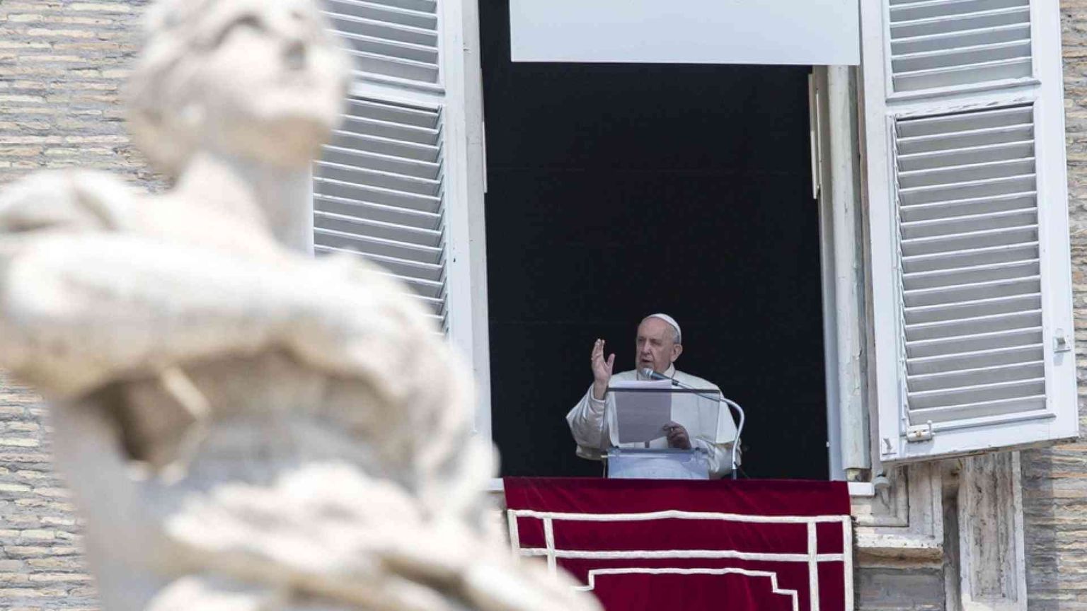 Papa Francesco: la strage delle studentesse a Kabul, azione disumana