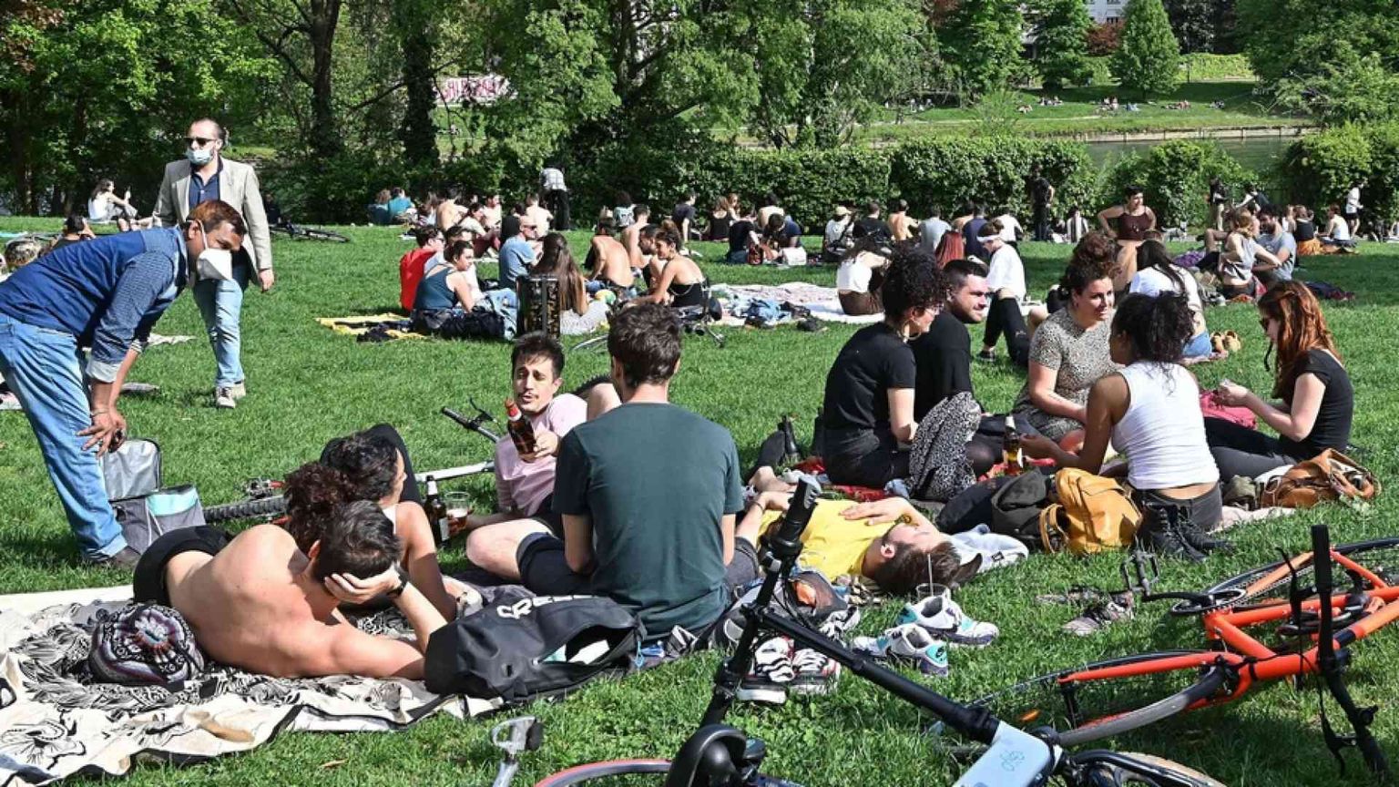 L'Italia torna gialla. Speranza: dal 16 maggio stop alla quarantena Paesi Eu