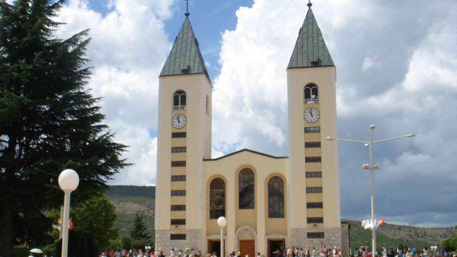 Medjugorje prega per la fine della pandemia
