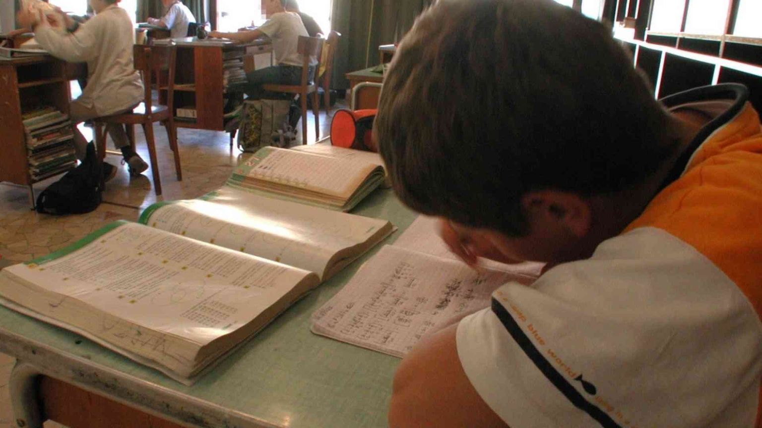 Protestano i genitori, il Lazio ritira le linee-guida "gender" da scuole