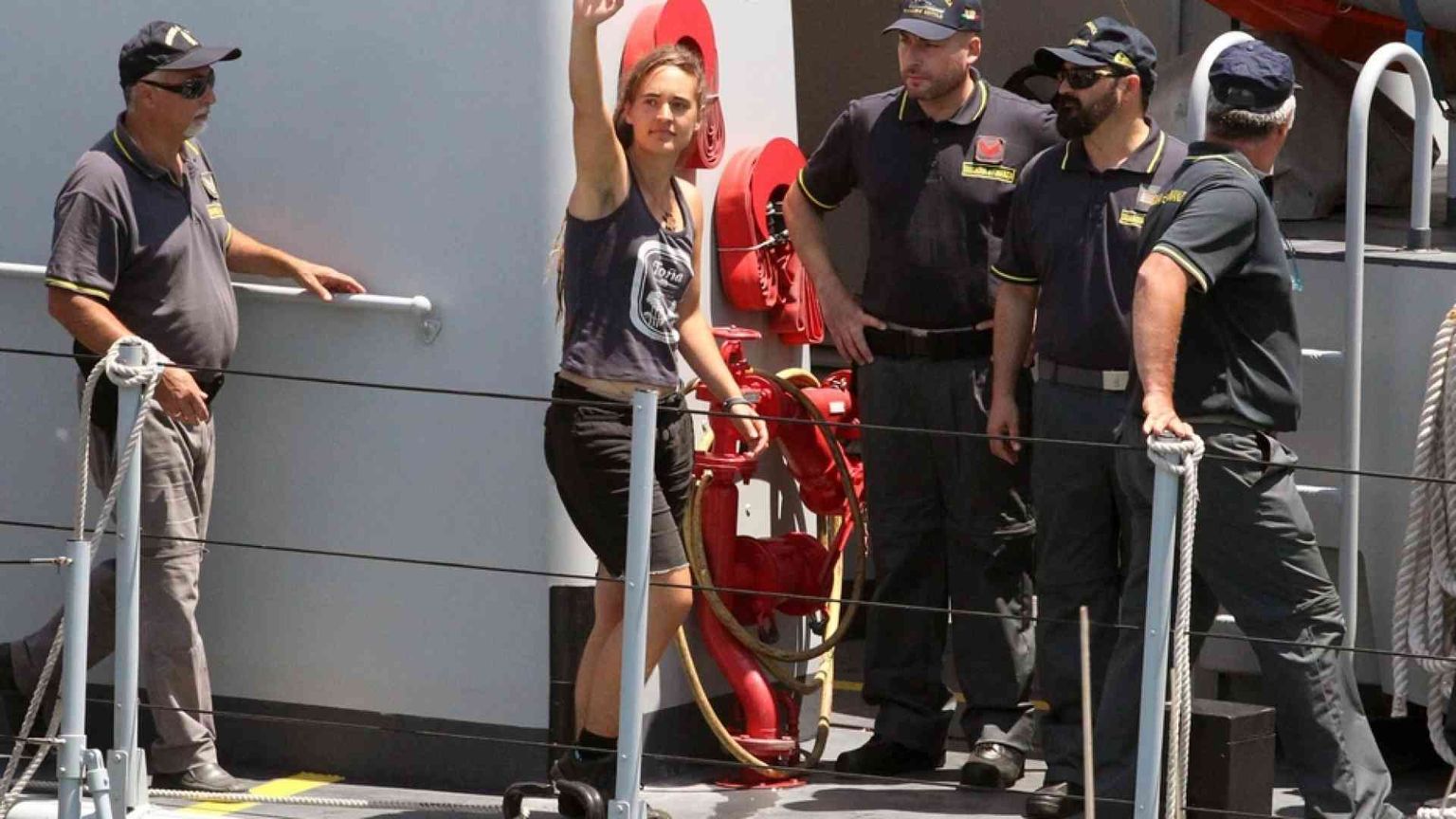 La Procura di Agrigento ha archiviato l'inchiesta su Carola Rackete