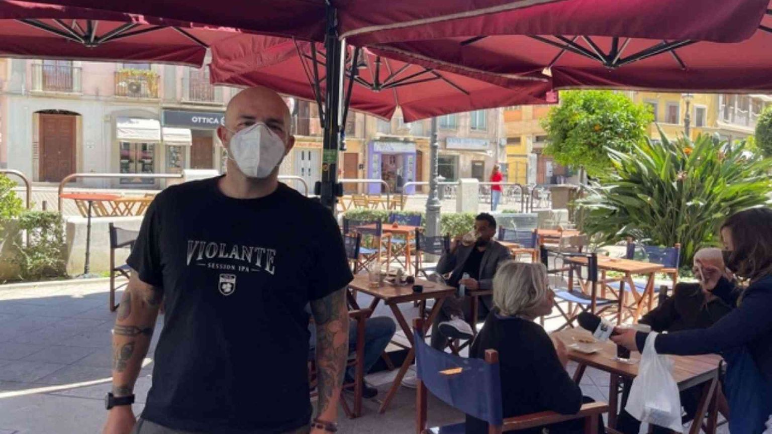 Tutta l'Italia gialla, calano Rt (0,78) e incidenza (73)