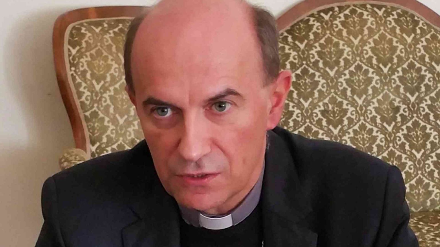 Monsignor Russo: «Chiesa in ascolto, voce alle comunità»