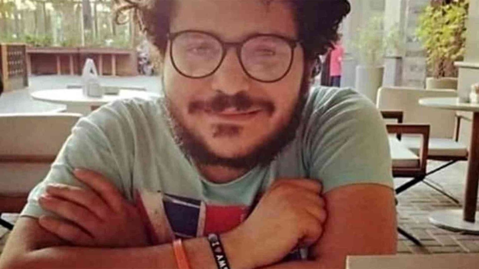 Patrick Zaki resterà per altri 45 giorni nel carcere del Cairo