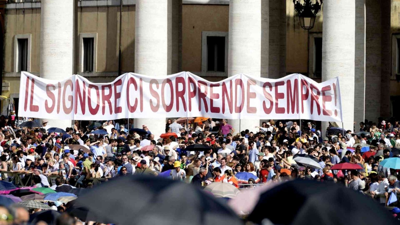 Associazioni internazionali di fedeli: decreto per il ricambio ai vertici