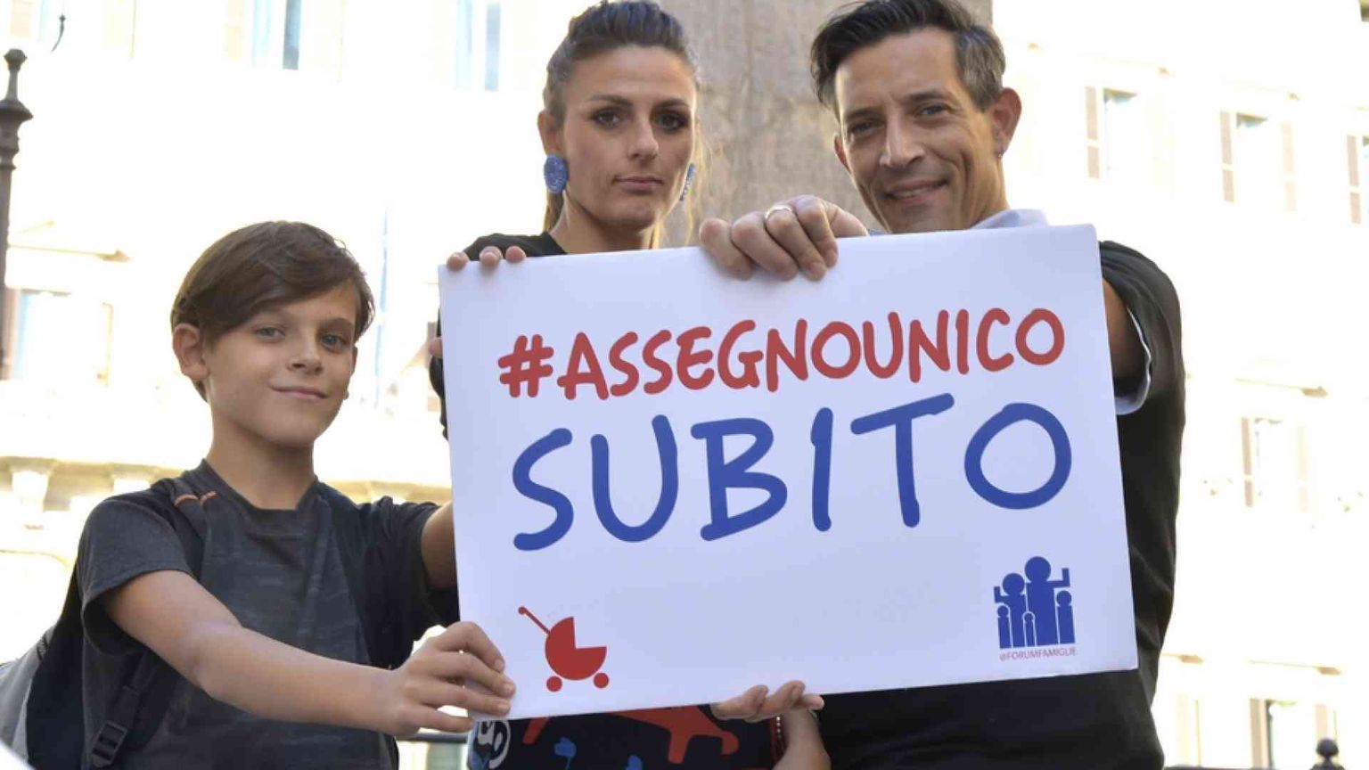 Figli, i nodi dell'assegno-ponte. Un limite per l'assegno unico