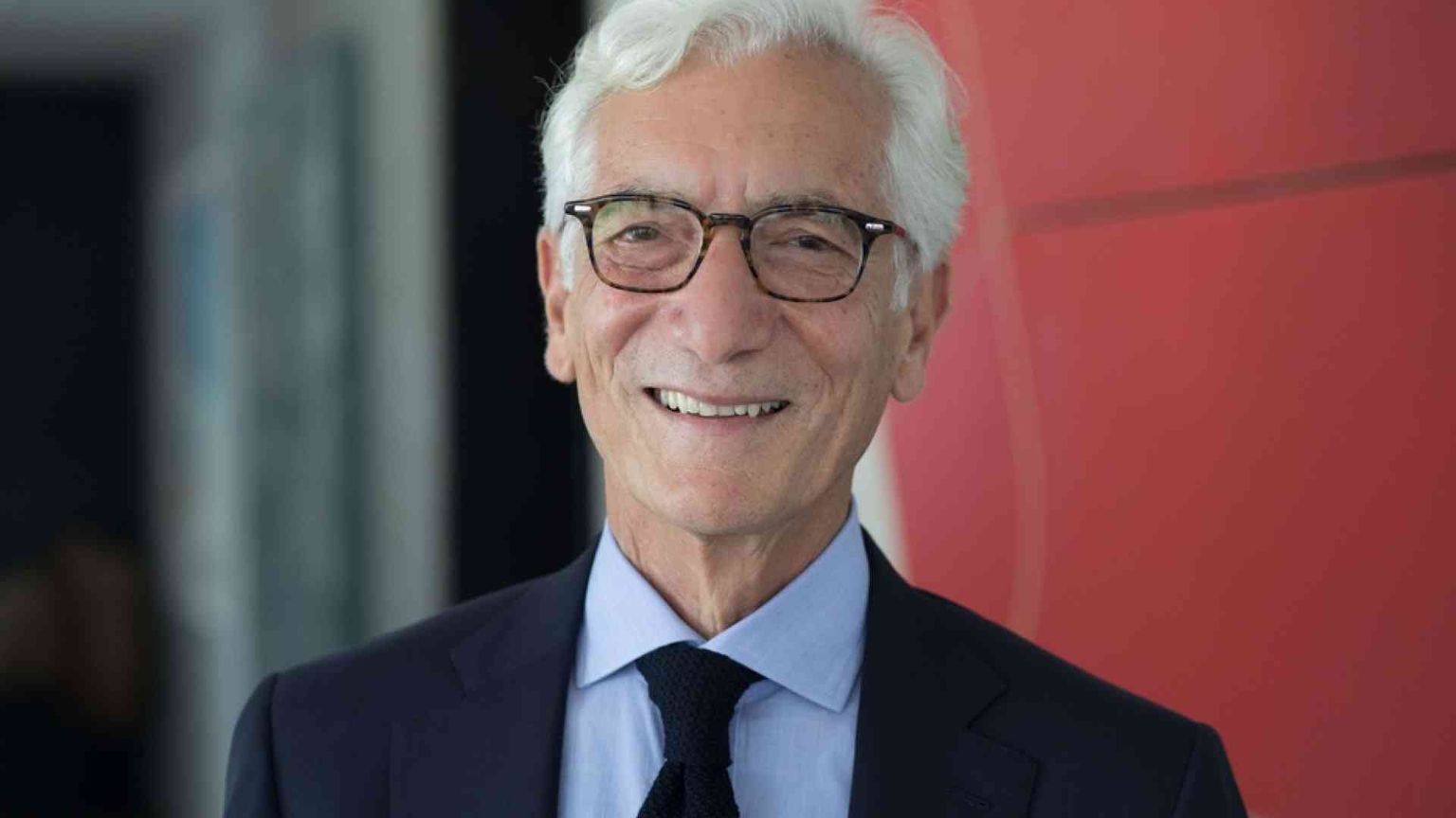 Sir Cohen: i governi devono misurare l'impatto