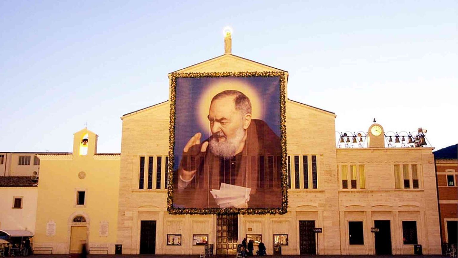 Semeraro: Padre Pio ci insegna ad amare sotto la croce