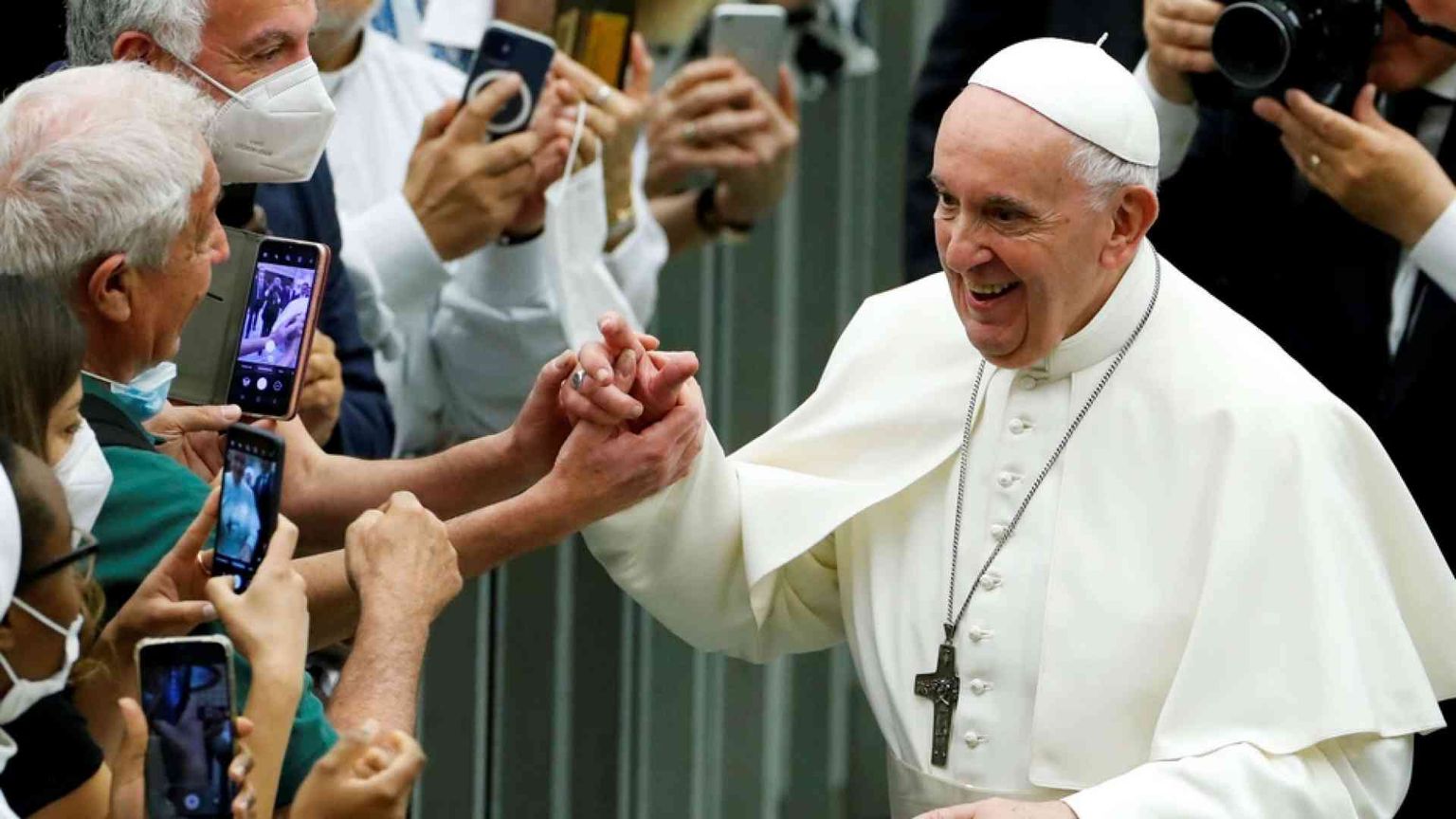 Il Papa alla Caritas: poveri, Vangelo e creatività le vie su cui camminare