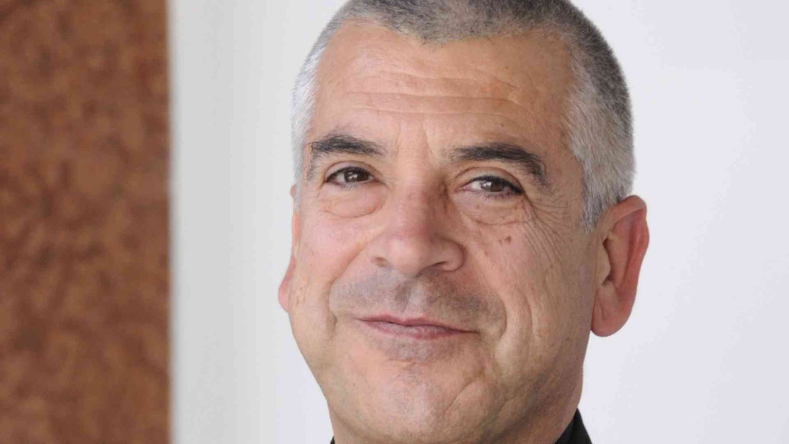 In questo tempo più che mai «verso l'alto e verso l'altro»