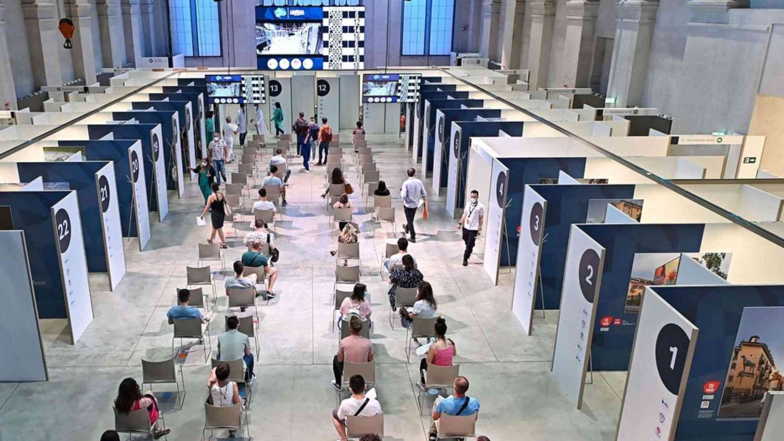 28 vittime, 389 i nuovi positivi. "Possibile modifica al Green pass"